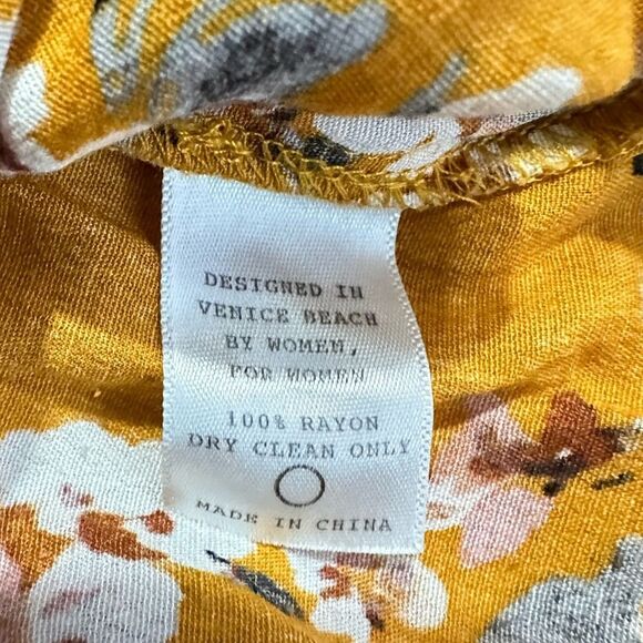 Flynn Skye Justine Romper Women's Small Orange Floral Puff Sleeve Smocked RTR - Picture 6 of 11